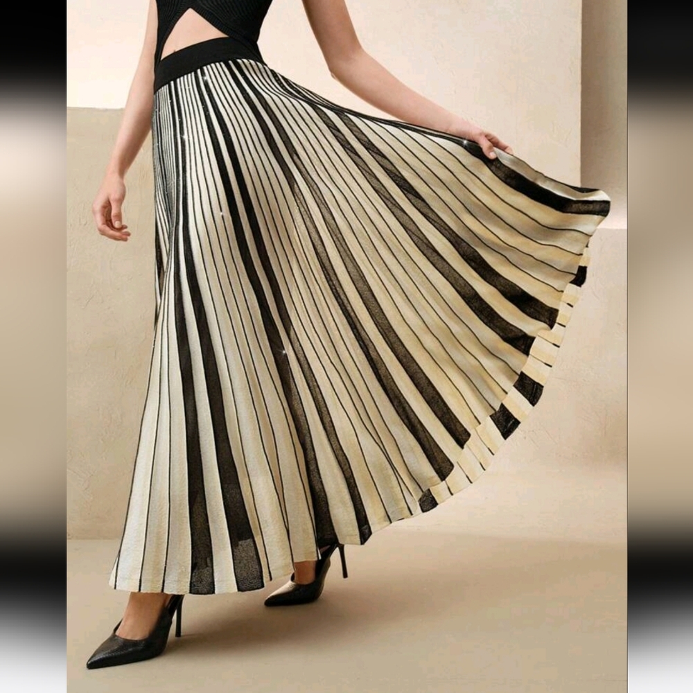 Women's Elegant, Business Casual, Modest, Old Money Style Pleated Sequin